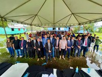Primeira Sessão Itinerante da Câmara Municipal de Cruzeiro do Sul na comunidade Tartaruga, no Rio Valparaíso, é bastante prestigiada pela população