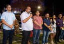 Vereadores participam da inauguração de luzes Natalina 