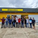 Vereadores participam de manifestação contra fechamento de agência do Banco do Brasil em Cruzeiro do Sul